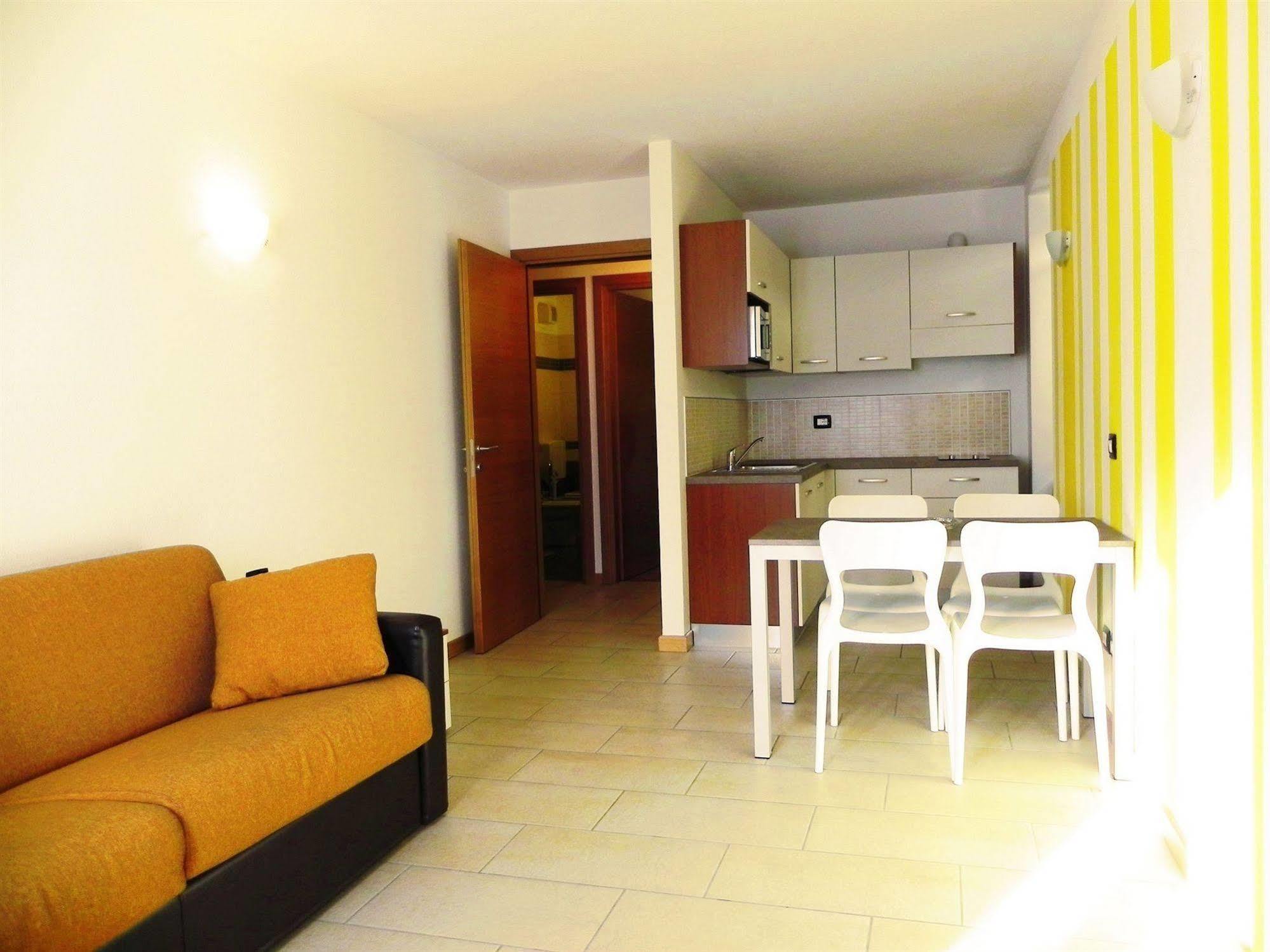 פונטה די לניו Residence Acero Rosso מראה חיצוני תמונה